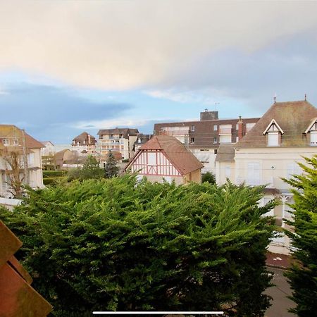Joli Studio ☆ 100M De La Mer Et Du Centre Ville ☆ Cabourg Exterior foto